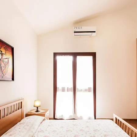 Baia Aiosardegna Lejlighedshotel